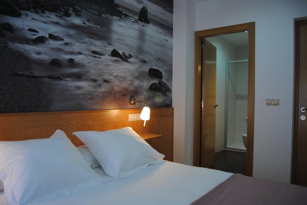Hotel Dabeleira Luarca Zimmer foto